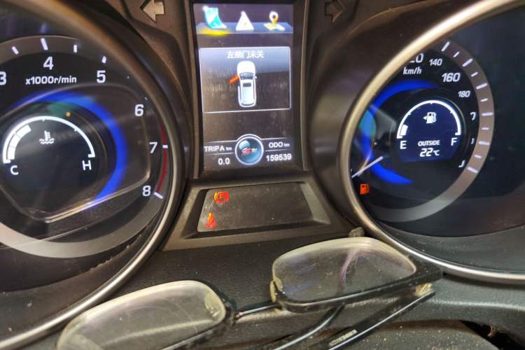 Used CHANGAN CS75 2014 2.0L Manual Luxury Version China IV Standard Odometer Close Up