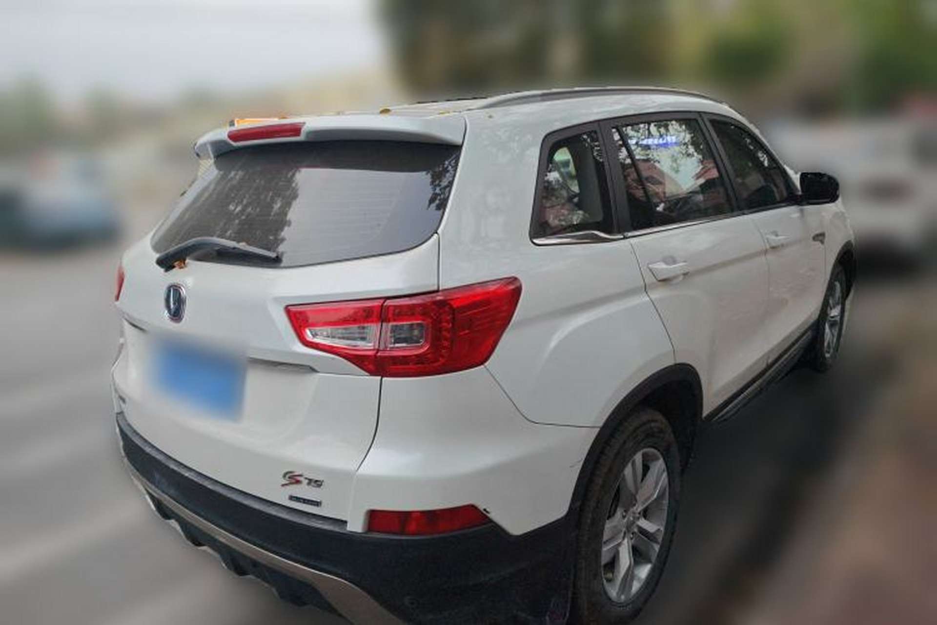 Used CHANGAN CS75 2014 2.0L Manual Leading Version China IV Standard Rear Right 45 Deg