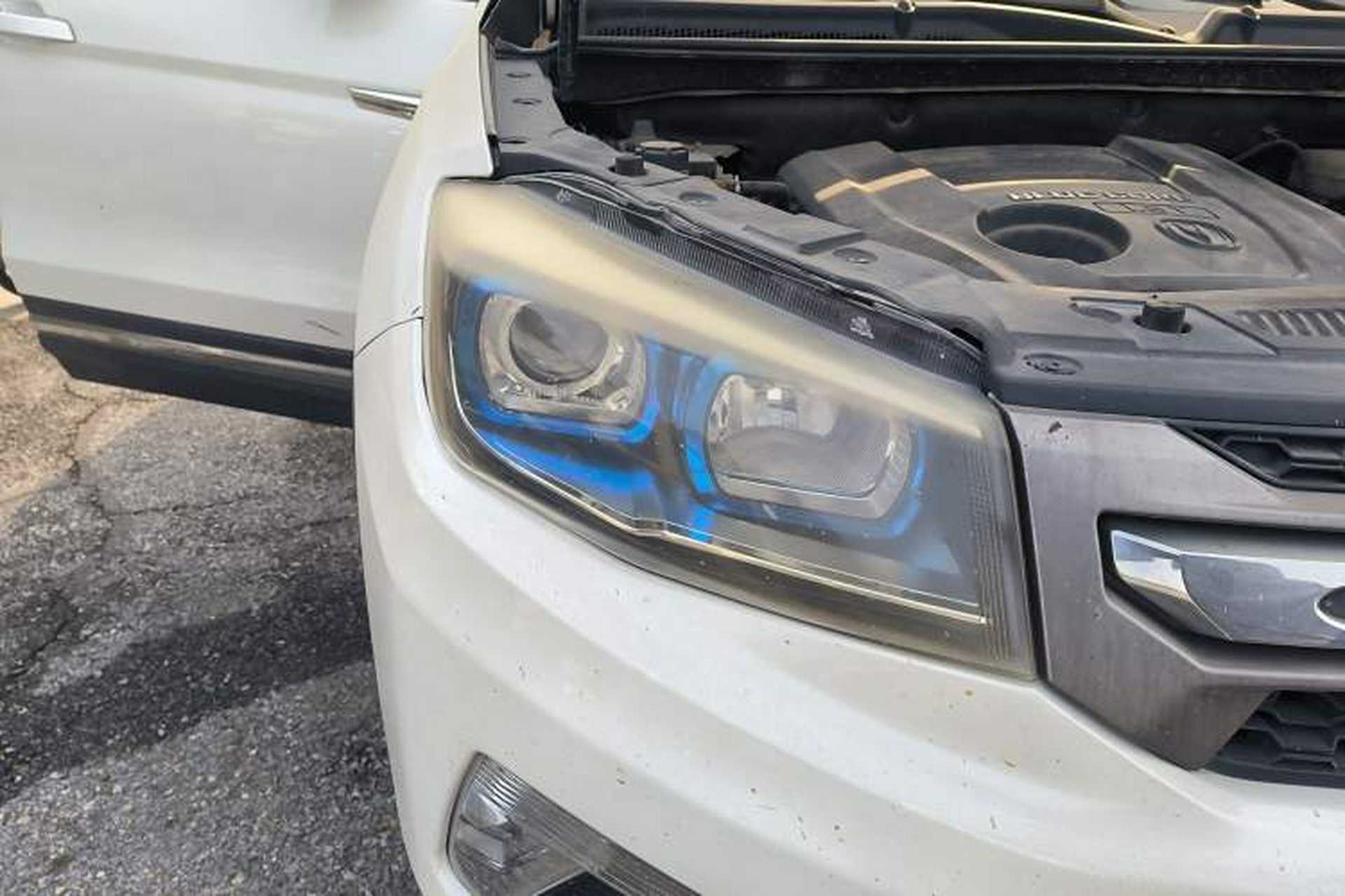 Used CHANGAN CS75 2014 1.8T Automatic Elite Model China IV Standard Right Front Headlight