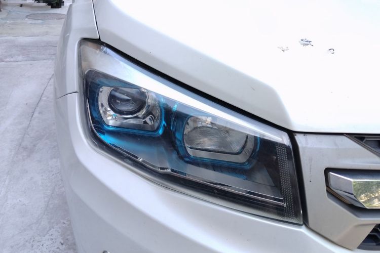 Used CHANGAN CS75 2014 1.8T Automatic Elite Version China V Standard Right Front Headlight