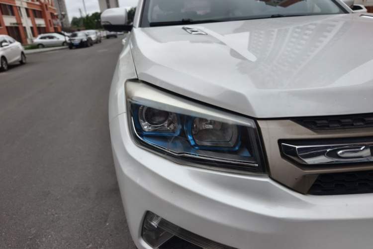 Used CHANGAN CS75 2014 1.8T Automatic Fashion Model China V Standard Right Front Headlight