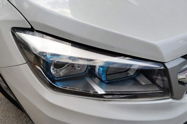 Used CHANGAN CS75 2014 2.0L Manual Leading Model China V Standard Right Front Headlight