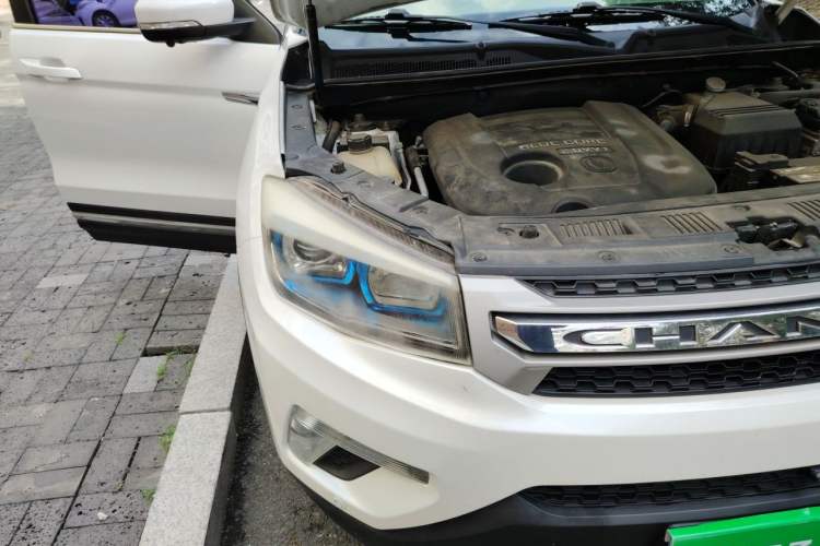 Used CHANGAN CS75 2014 2.0L Manual Leading Model China V Standard Right Front Headlight
