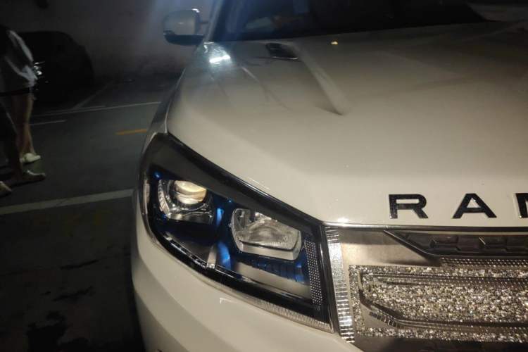 Used CHANGAN CS75 2014 2.0L Manual Luxury Version China V Standard Right Front Headlight