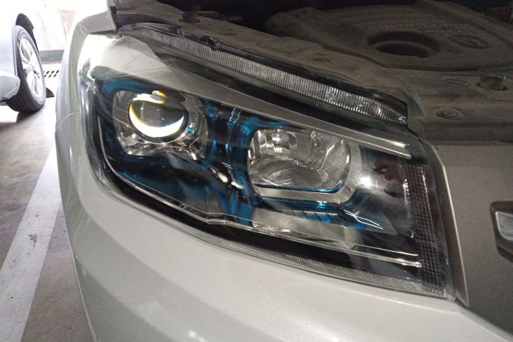 Used CHANGAN CS75 2014 2.0L Manual Luxury Version China V Standard Right Front Headlight