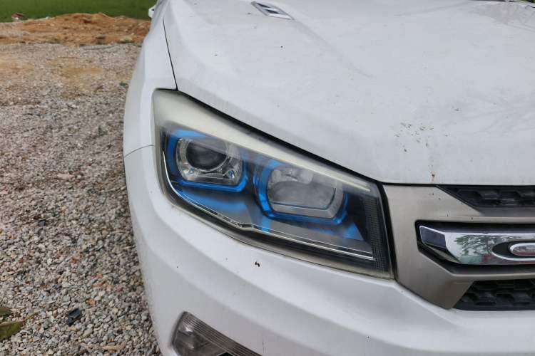 Used CHANGAN CS75 2014 2.0L Manual Leading Model China V Standard Right Front Headlight