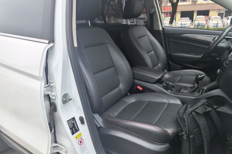 Used CHANGAN CS75 2014 1.8T Automatic Elite Model China IV Standard Right Front Seat