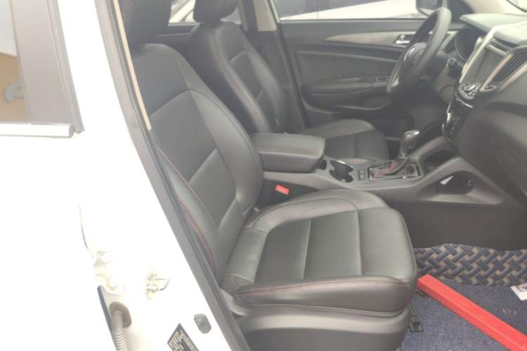 Used CHANGAN CS75 2014 1.8T Automatic Prestige Model China IV Standard Right Front Seat