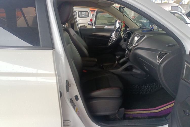 Used CHANGAN CS75 2014 1.8T Automatic Elite Model China IV Standard Right Front Seat