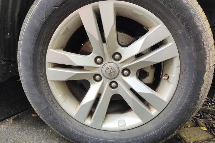 Used CHANGAN CS75 2014 1.8T Automatic Elite Version China V Standard Right Front Wheel Hub