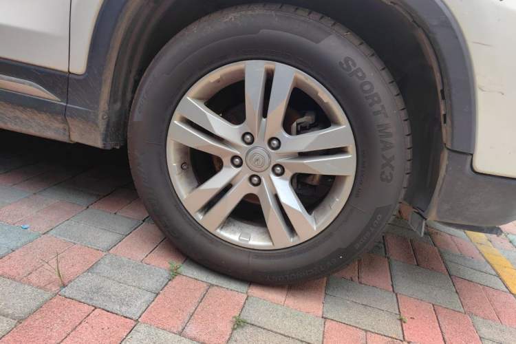 Used CHANGAN CS75 2014 2.0L Manual Luxury Version China V Standard Right Front Wheel Hub