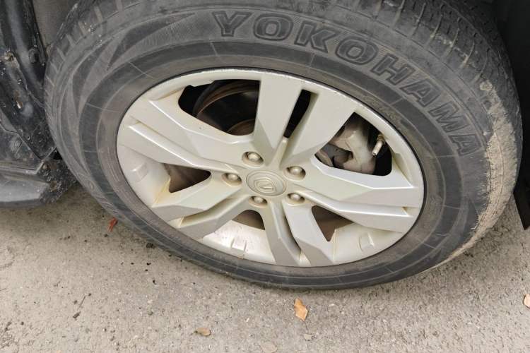 Used CHANGAN CS75 2014 2.0L Manual Luxury Version China V Standard Right Front Wheel Hub