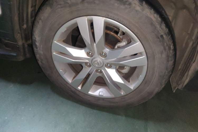 Used CHANGAN CS75 2014 1.8T Automatic Elite Model China IV Standard Right Front Wheel Hub