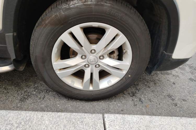 Used CHANGAN CS75 2014 2.0L Manual Leading Model China V Standard Right Front Wheel Hub