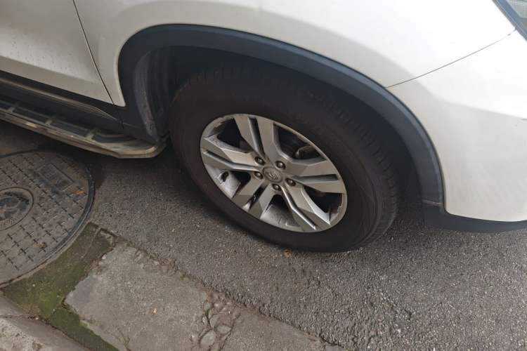 Used CHANGAN CS75 2014 2.0L Manual Luxury Version China IV Standard Right Front Wheel Hub
