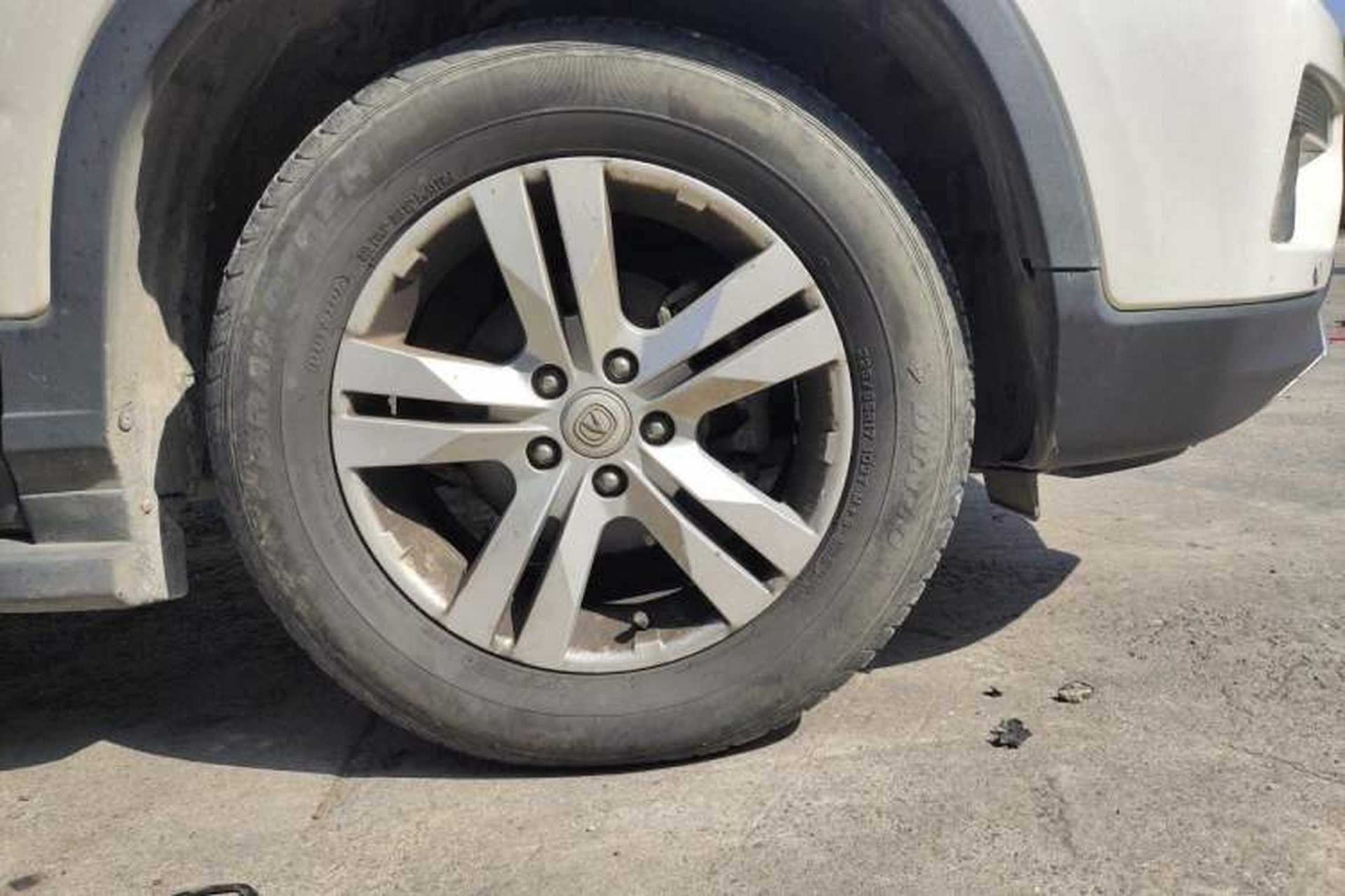 Used CHANGAN CS75 2014 2.0L Manual Luxury Version China IV Standard Right Front Wheel Hub