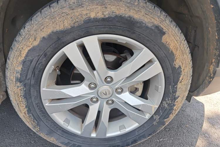 Used CHANGAN CS75 2014 1.8T Automatic Elite Model China IV Standard Right Front Wheel Hub