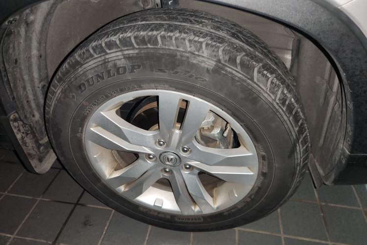 Used CHANGAN CS75 2014 1.8T Automatic Elite Model China IV Standard Right Front Wheel Hub