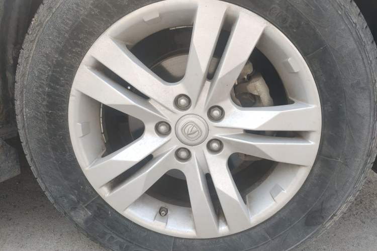 Used CHANGAN CS75 2014 1.8T Automatic Prestige Model China V Standard Right Front Wheel Hub