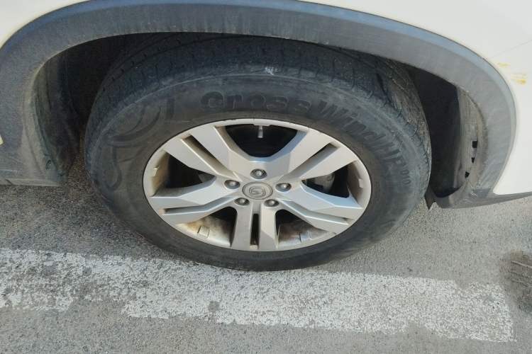 Used CHANGAN CS75 2014 2.0L Manual Luxury Version China IV Standard Right Front Wheel Hub