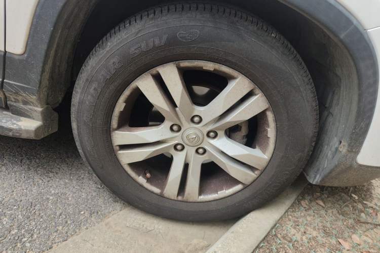 Used CHANGAN CS75 2014 1.8T Automatic Elite Model China IV Standard Right Front Wheel Hub