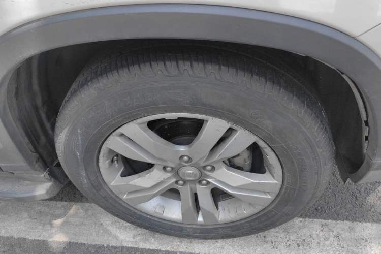 Used CHANGAN CS75 2014 1.8T Automatic Elite Version China V Standard Right Front Wheel Hub
