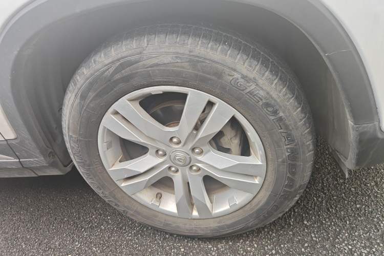 Used CHANGAN CS75 2014 1.8T Automatic Prestige Model China IV Standard Right Front Wheel Hub