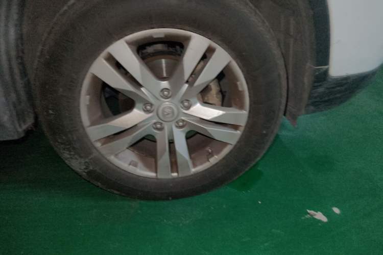 Used CHANGAN CS75 2014 1.8T Automatic Elite Model China IV Standard Right Front Wheel Hub