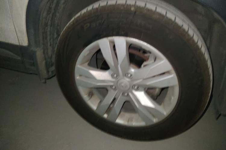 Used CHANGAN CS75 2014 1.8T Automatic Prestige Model China IV Standard Right Front Wheel Hub