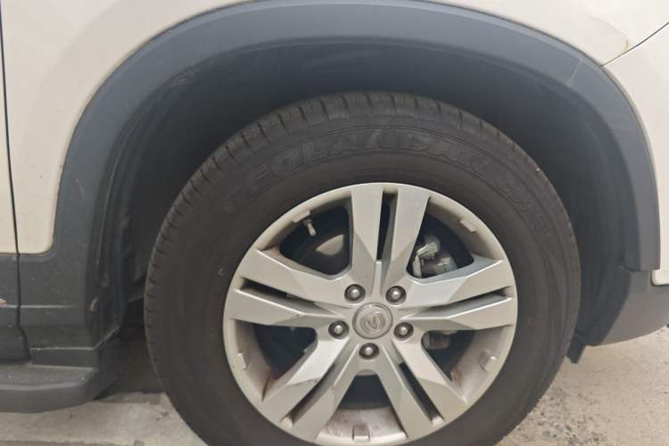 Used CHANGAN CS75 2014 1.8T Automatic Elite Model China IV Standard Right Front Wheel Hub