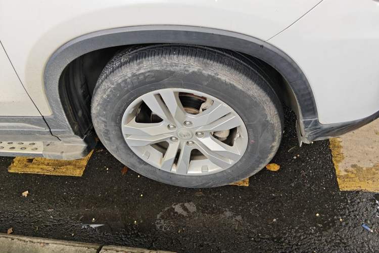Used CHANGAN CS75 2014 1.8T Automatic Elite Model China IV Standard Right Front Wheel Hub