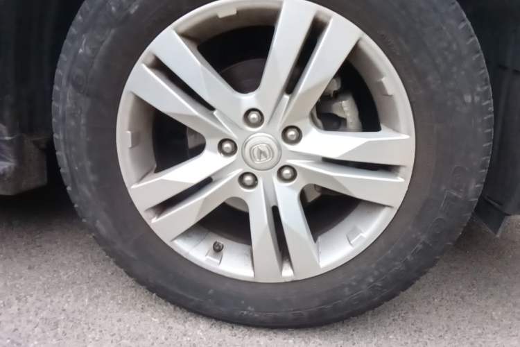 Used CHANGAN CS75 2014 1.8T Automatic Prestige Model China IV Standard Right Front Wheel Hub
