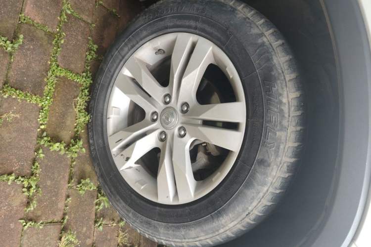 Used CHANGAN CS75 2014 1.8T Automatic Elite Model China IV Standard Right Front Wheel Hub