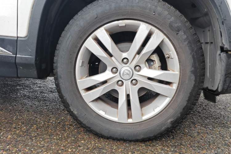 Used CHANGAN CS75 2014 1.8T Automatic Elite Model China IV Standard Right Front Wheel Hub