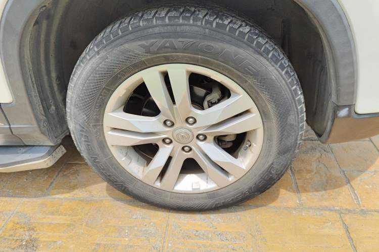 Used CHANGAN CS75 2014 2.0L Manual Luxury Version China IV Standard Right Front Wheel Hub