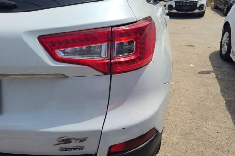 Used CHANGAN CS75 2014 2.0L Manual Luxury Version China V Standard Right Rear Taillight