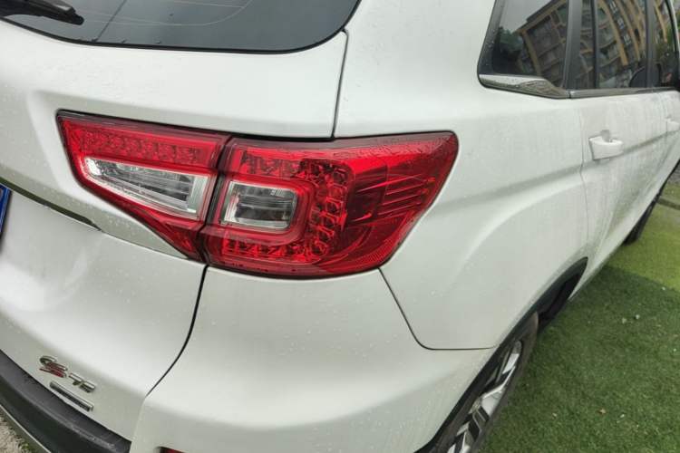 Used CHANGAN CS75 2014 1.8T Automatic Elite Version China V Standard Right Rear Taillight