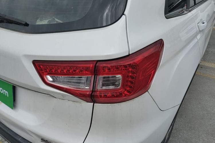 Used CHANGAN CS75 2014 1.8T Automatic Elite Version China V Standard Right Rear Taillight