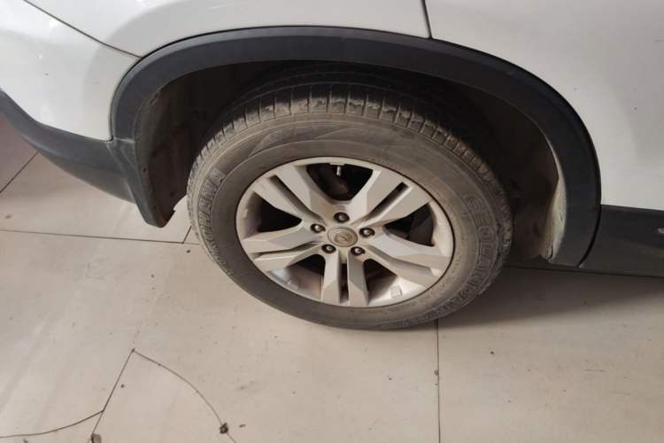 Used CHANGAN CS75 2014 1.8T Automatic Elite Version China V Standard Right Rear Wheel Hub