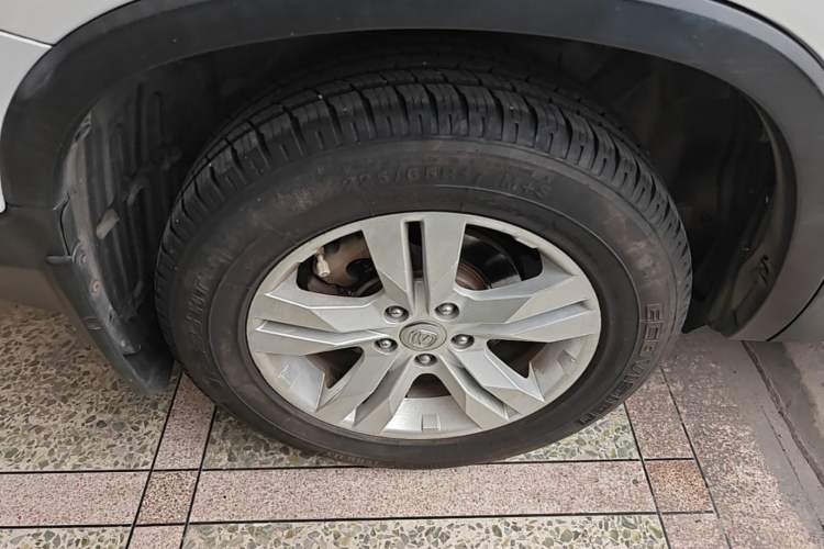 Used CHANGAN CS75 2014 1.8T Automatic Elite Model China IV Standard Right Rear Wheel Hub