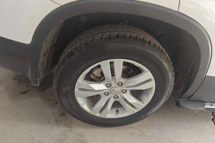 Used CHANGAN CS75 2014 2.0L Manual Luxury Version China IV Standard Right Rear Wheel Hub