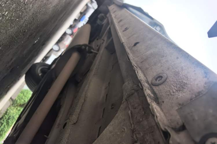 Used CHANGAN CS75 2014 1.8T Automatic Elite Model China IV Standard Right Side Sill