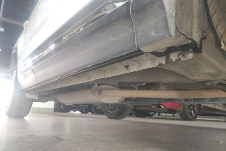 Used CHANGAN CS75 2014 1.8T Automatic Prestige Model China IV Standard Right Side Sill