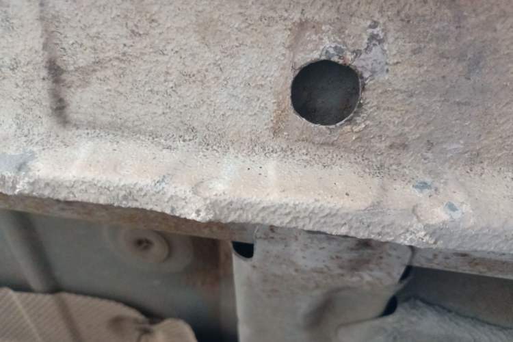 Used CHANGAN CS75 2014 1.8T Automatic Elite Model China IV Standard Right Side Sill