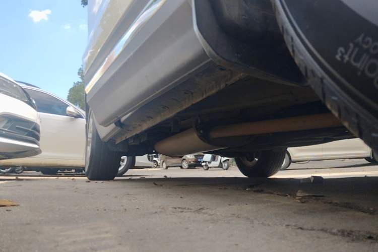 Used CHANGAN CS75 2014 1.8T Automatic Elite Model China IV Standard Right Side Sill
