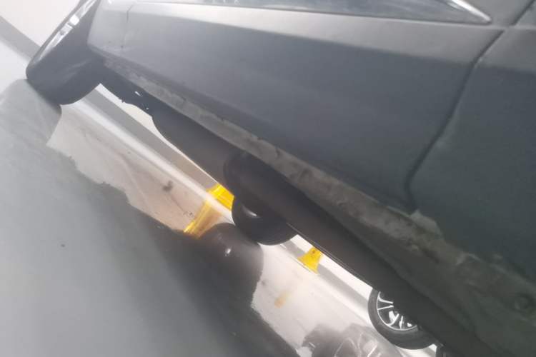 Used CHANGAN CS75 2014 1.8T Automatic Prestige Model China IV Standard Right Side Sill
