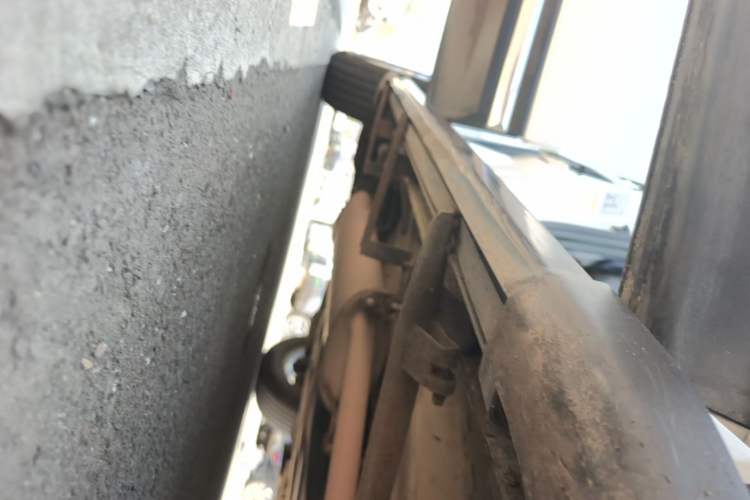 Used CHANGAN CS75 2014 1.8T Automatic Elite Model China IV Standard Right Side Sill