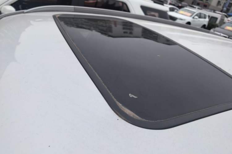 Used CHANGAN CS75 2014 1.8T Automatic Elite Model China IV Standard Roof
