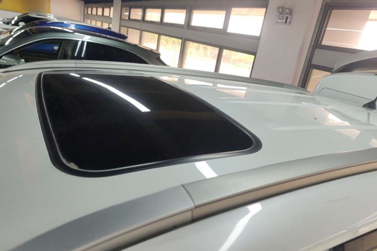 Used CHANGAN CS75 2014 1.8T Automatic Elite Model China IV Standard Roof