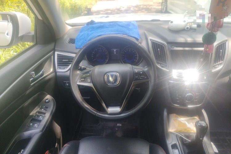 Used CHANGAN CS75 2014 2.0L Manual Luxury Version China IV Standard Steering Wheel